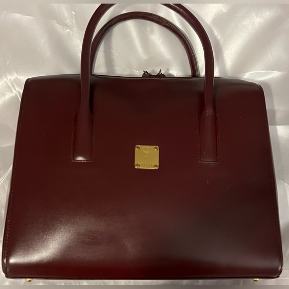 MCM Executive/Work Bag - Burgundy Leather Material - RARE VINTAGE - Picture 9 of 13
